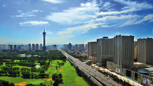 石家庄之声，尊敬的听众朋友们，共话美好时光